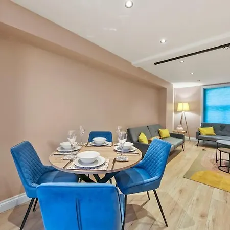 Stylish In Euston And Near Camden With Private Roof Terrace * London