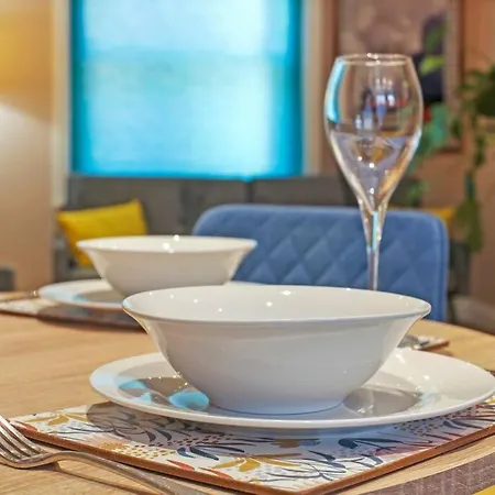 Stylish In Euston And Near Camden With Private Roof Terrace Apartment *
