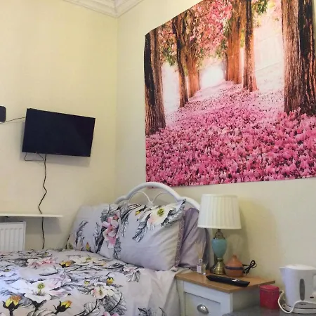 Gasthof Tdm Bachelot Lettings Ltd *