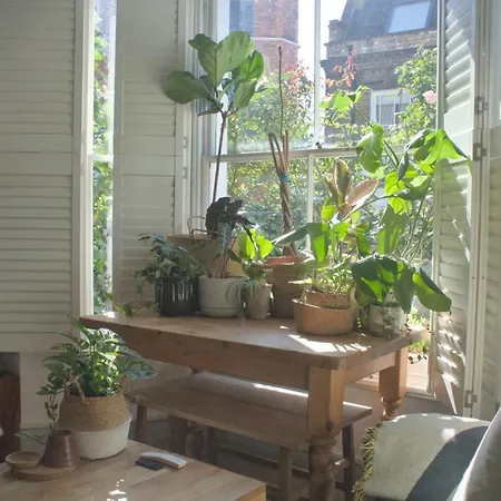 The Rose Terrace - 2bd Kentish Town Holiday home
