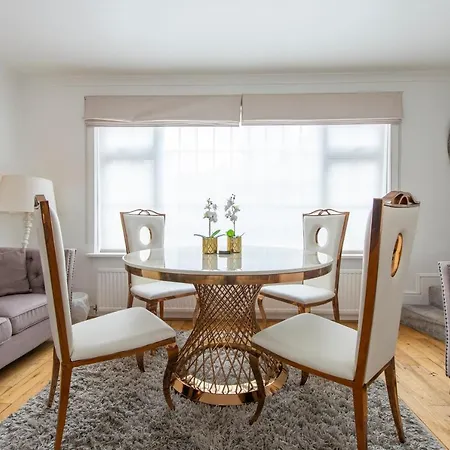 Mayfair Town House Holiday home *