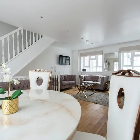 Mayfair Town House Holiday home