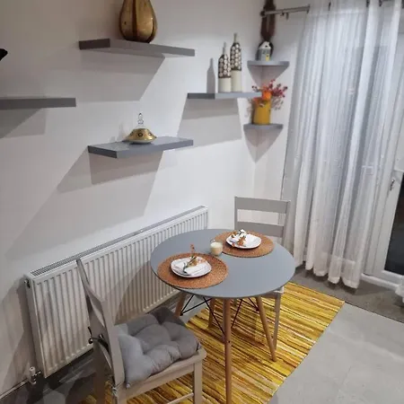 4 Bedroom Luxury With Garden In East London Wanstead