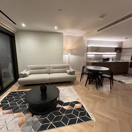 2 Bedroom Modern Family Flat-apartment Fulham Apartment