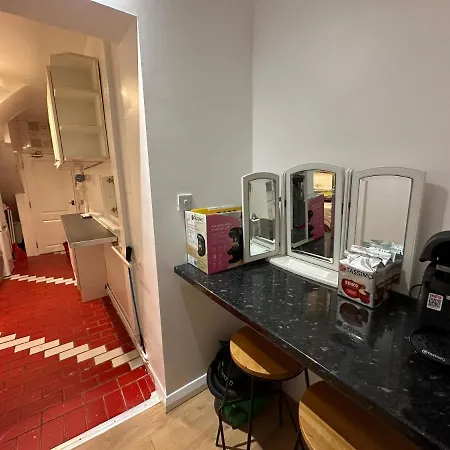 Guest house Keedonwood Road Bromley, With Free Wifi *