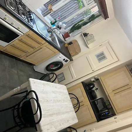 Spacious Bright Double Homestay *