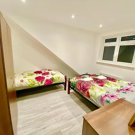 Apartment Lovely One Bed In *