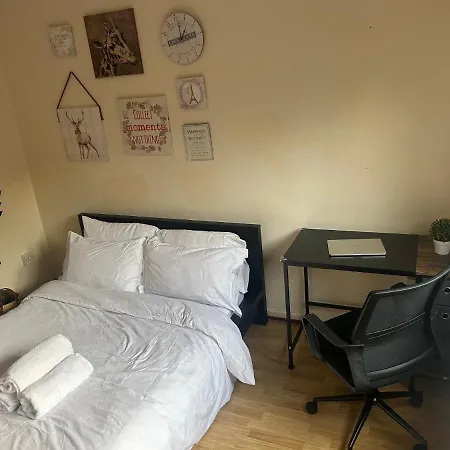 Spacious Bright Double