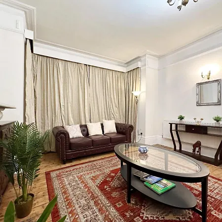 Hannah Place Near Finsbury Park - 4 Double Beds, Ideal For Families, Max 8 People Apartment
