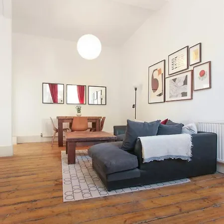 Bright & Spacious 1br Duplex, Islington, Angel Apartment *
