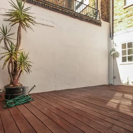 Bright & Spacious 1br Duplex, Islington, Angel * London