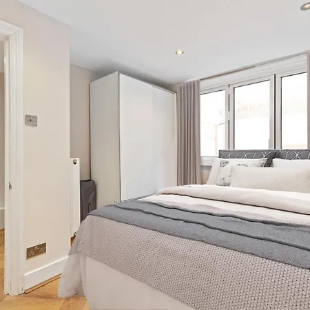 Luxurious 2-bed With Private Sauna By Dena Elite Collection Holiday home *