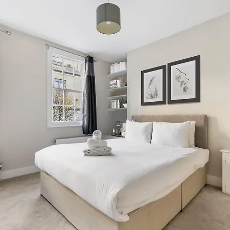 Luxurious 2-bed With Private Sauna By Dena Elite Collection * London
