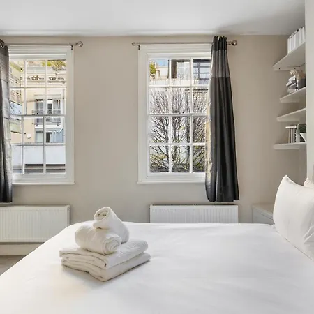 Luxurious 2-bed With Private Sauna By Dena Elite Collection * London