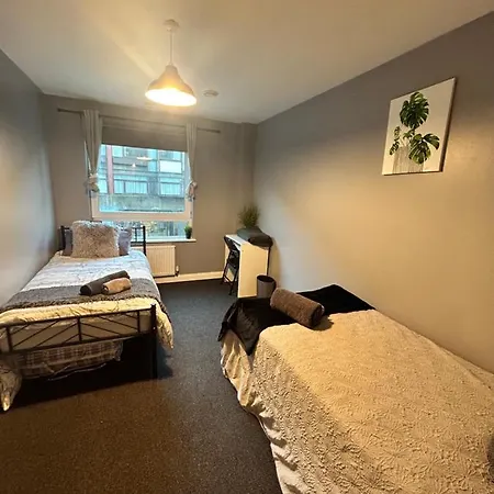 Barbican Apartment *