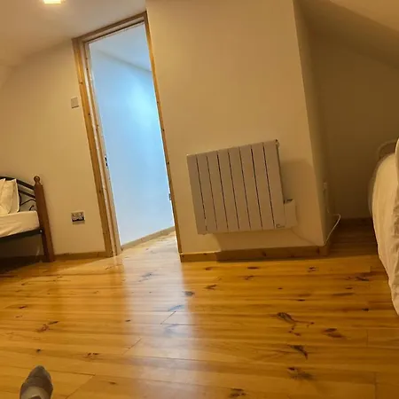 Tran Homestay Homestay London