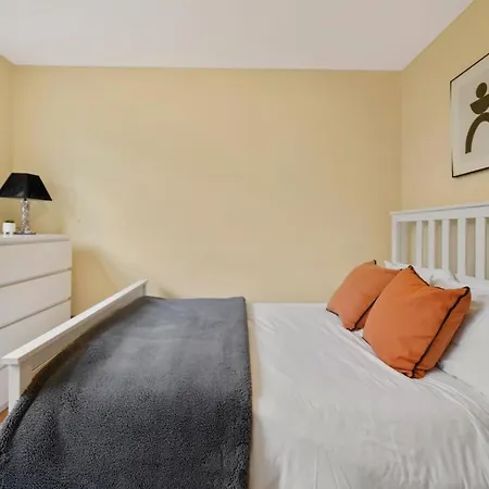 Westbourne Park Hububb * London