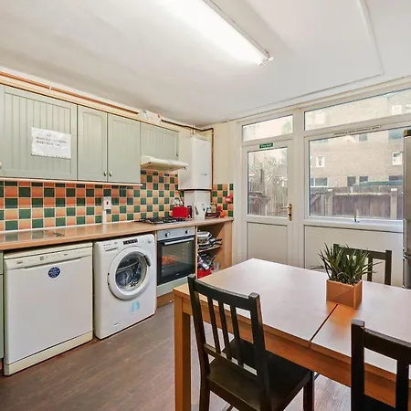 Westbourne Park Hububb London