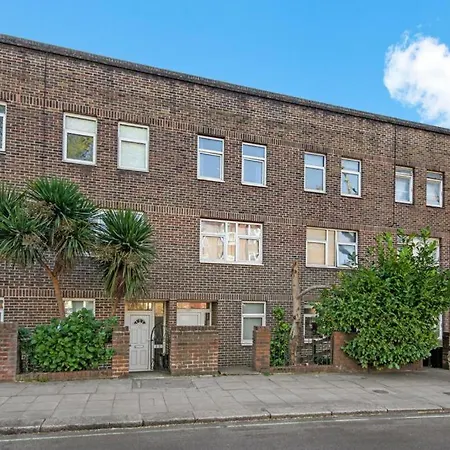 Westbourne Park Hububb * London