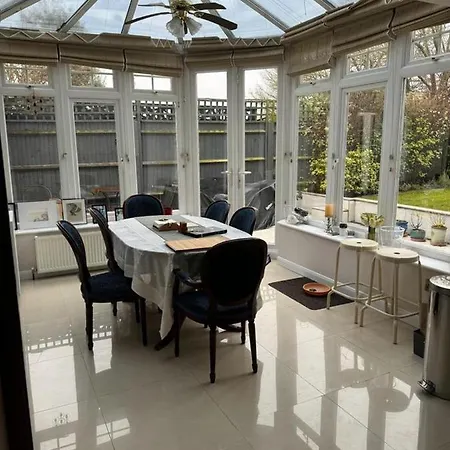 Cosy And Lovely 4-bed House In Stanmore * 스탠모어