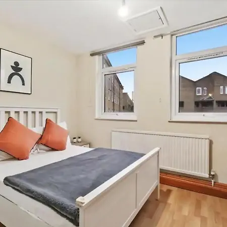 Westbourne Park Hububb Gæstehus *