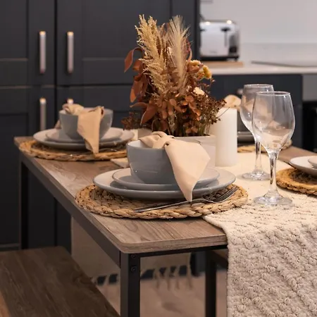 Apartment Modern, Stylish, Cosy, Finchley London 3 Bed 2 Bath With Free Parking *
