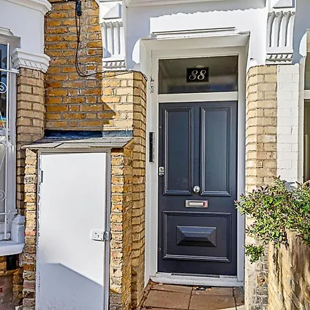 Appartamento Cosy Flat In Battersea Park *