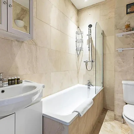Cosy Flat In Battersea Park *