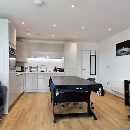 Greenwich O2 Apartmán *