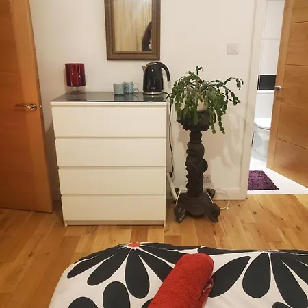 Queensway Homestay Orpington