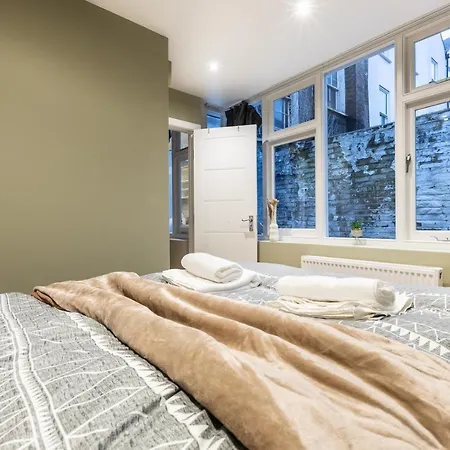 Modern 2bd Flat In Camden Town London