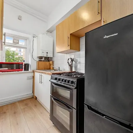 Apartment Luxury Sleep 4 Near Hyde Park Ed1