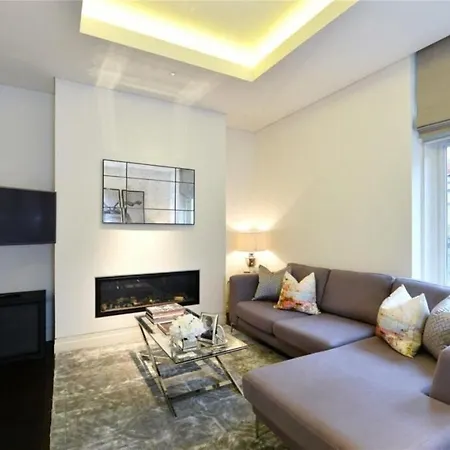 Park Lane Large Luxury Sleeps 6 *