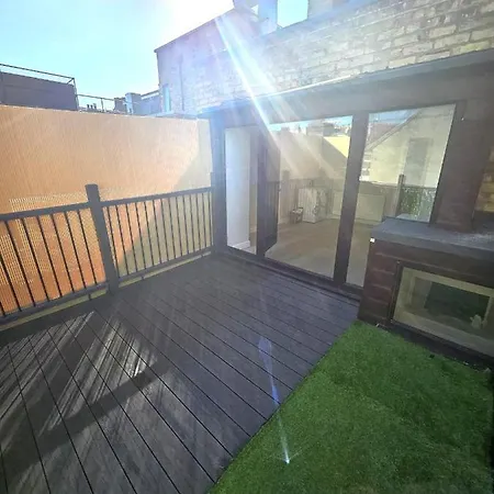 Luxury Flat - With Roof Terrace Apartment