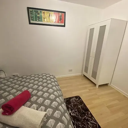 2 Bedroom Flat Camberwell Grove Appartamento