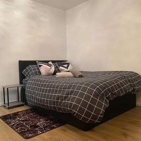 Appartamento 2 Bedroom Flat Camberwell Grove *