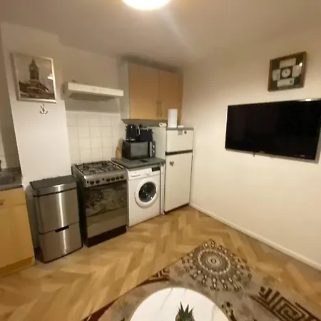 Appartamento 2 Bedroom Flat Camberwell Grove