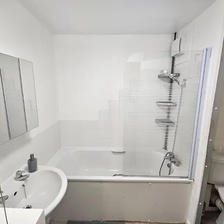 Stunning 1-bed In