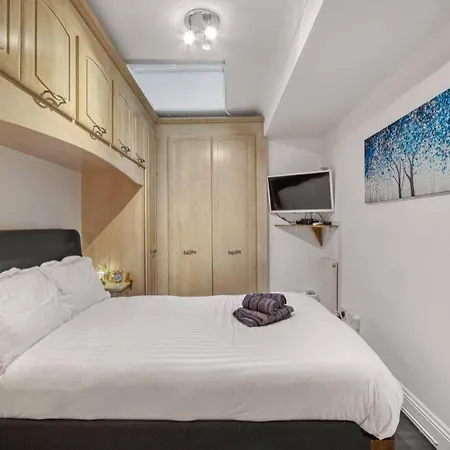 Luxury Oasis * London