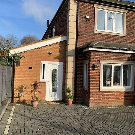 Annex A, A One Bedroom Flat In South London Carshalton