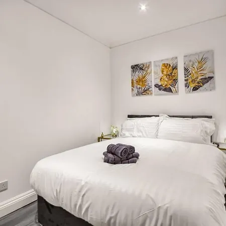 Luxury Oasis London