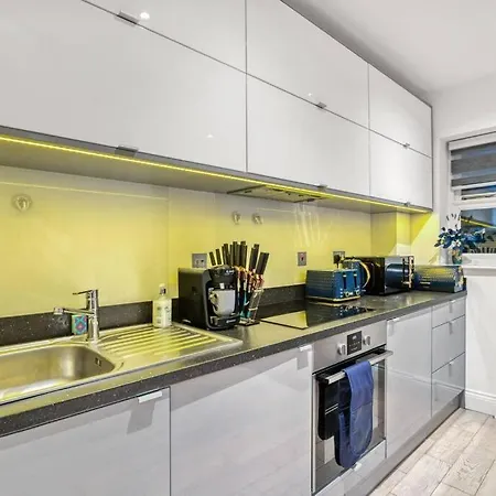 Luxury Oasis London