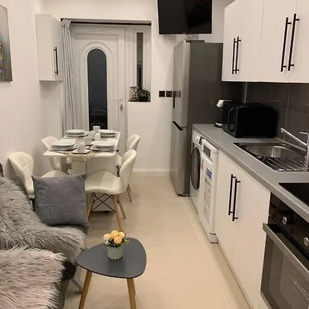 Annex A, A One Bedroom Flat In South London