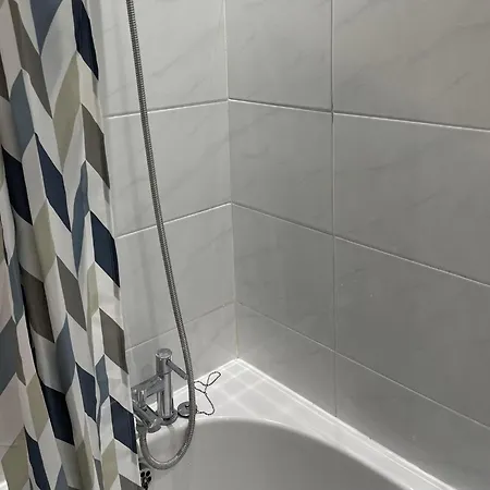Walk To Lcy Airport Excel Dlr 1br Flat Apartment London