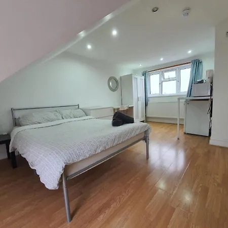 Guest house Eastwood Goodmayes