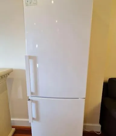 Luxury London House Sleeps X 16, Free Parking, Free Wifi, Garden Patio, Close To Tube Line Easy Access To London * Ilford