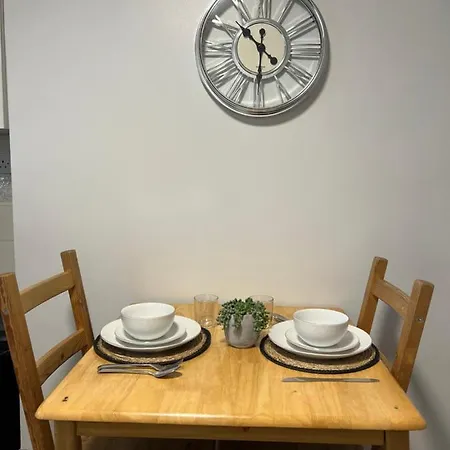 Dalston 1 Bedroom Flat Apartment