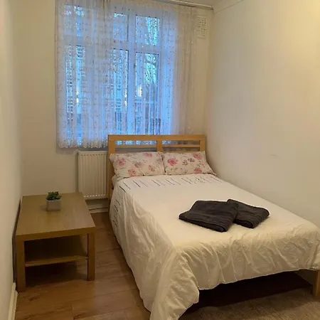 Homestay Spacious Private In The Heart Of Dalston, Hackney London