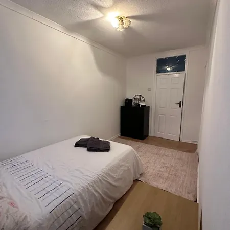 Spacious Private In The Heart Of Dalston, Hackney * London