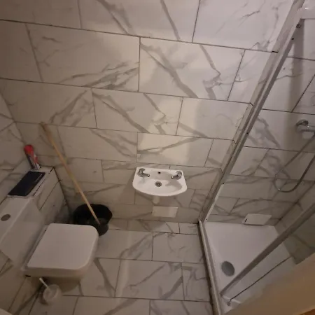 Large Homestay London